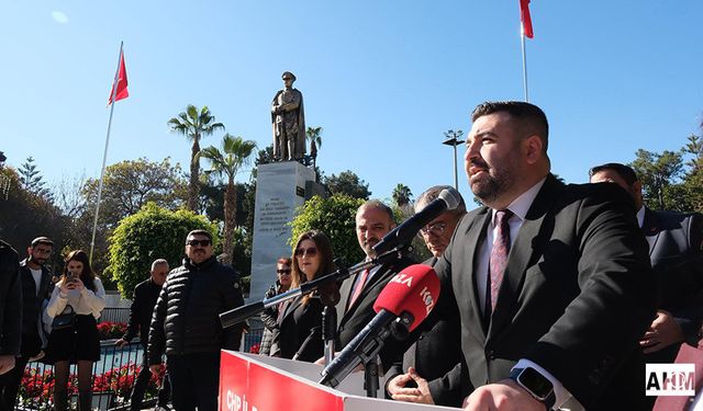 CHP,  Düzenlediği Törenle Adana'nın Kurtuluş Günü’nü Kutladı