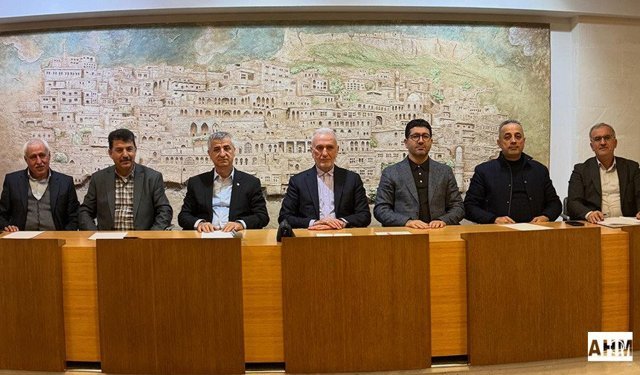 MARDAV'dan 1200 Öğrenciye Burs