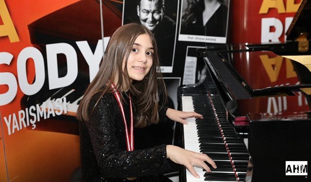 VII. Uluslararası Adana Rhapsody Piyano Festivali ve Yarışması Başladı