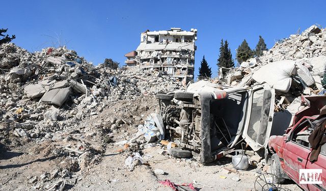 Ayhan Barut "Deprem Gerçeği Ortada, İktidar Uykuda"