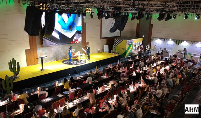 Cansu Durkun’dan Kalıcı Makyajda Uluslararası Başarı: Doğal Sonuç Odaklı PMU Yaklaşımıyla Öne Çıkıyor