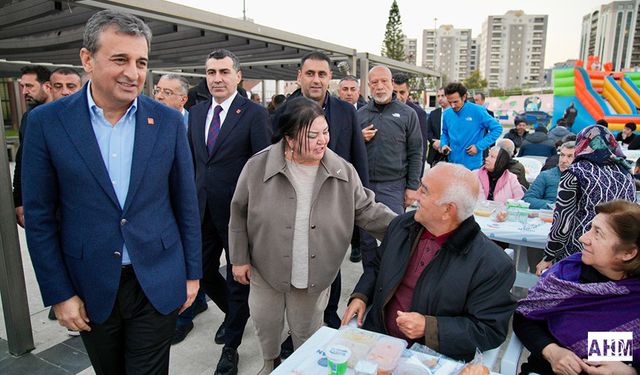 Seyhan Belediyesinden Ramazan'da "Birlik" Sofrası