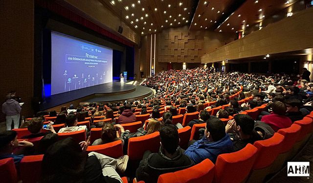 TÜBİTAK 2204-A Yarışmasında Adana Bölge Finali Açılış Programıyla Başladı