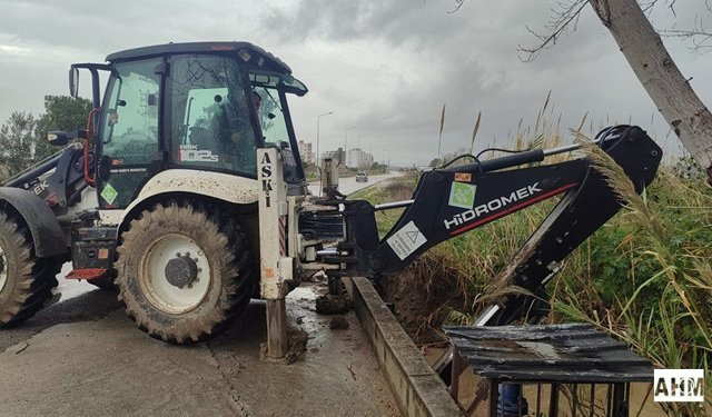 Yumurtalık’ta Yoğun Yağışa Karşı Koordineli Çalışma…