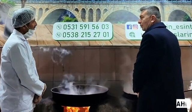 Karaisalı’da Yerel Üretime Destek: Başkan Bekir Şimşek, Üretim Tesisini Ziyaret Etti