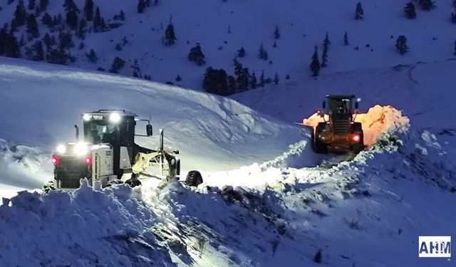 Feke Belediyesi’nden Karla Mücadele Çalışması
