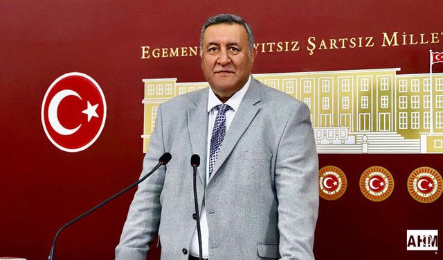 Ömer Fethi Gürer’den AK Parti’ye Çağrı “Emekli Bayram İkramiyesini Artıralım”
