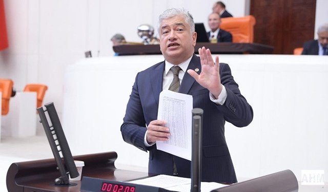 Sadullah Kısacık "Karataş’ın Tek Hastanesini Sattırmayacağız"
