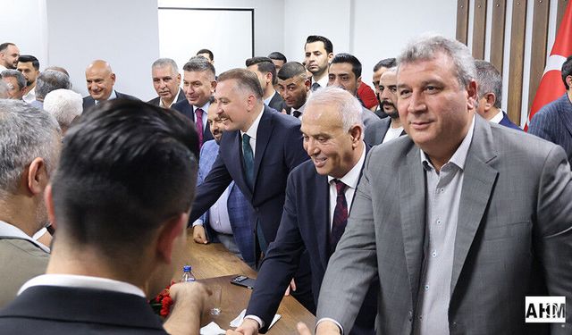 MHP Adana İl'de Bayramlaşma Töreni!