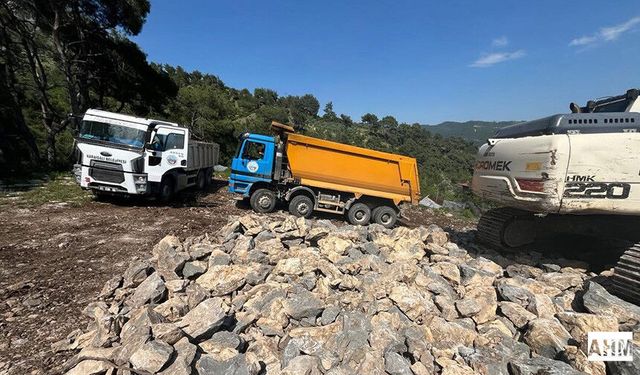 Karaisalı’da Gençlere Müjde: Çukur Mahallesi Halı Saha Projesi Başladı!