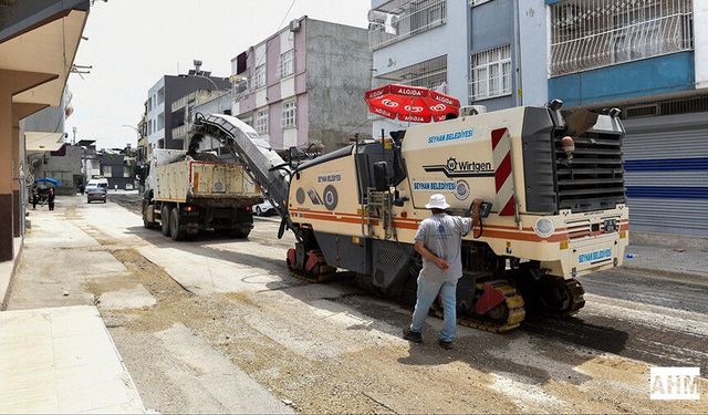 Seyhan’da Yol Seferberliği: Gülbahçesi Mahallesi’nde Asfalt Öncesi Çalışmalar Başladı