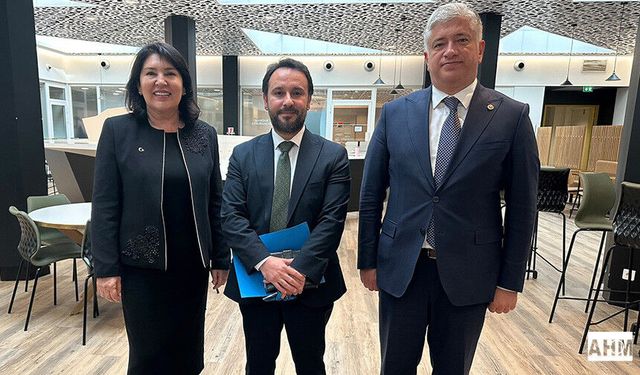 Milletvekili Sunay Karamık’tan Fransa’da Finansal Okuryazarlık Temasları