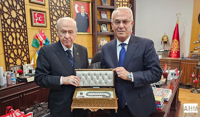 MHP Adana İl Başkanlığı’nda Görev Değişimi