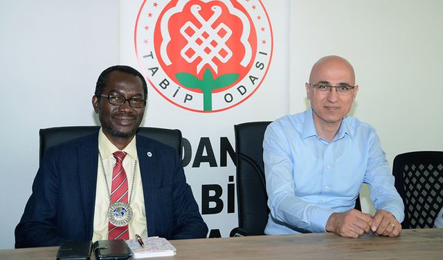 Dünya Tabipler Birliği Başkanı Dr. Osahan Enabulele Adana'daydı