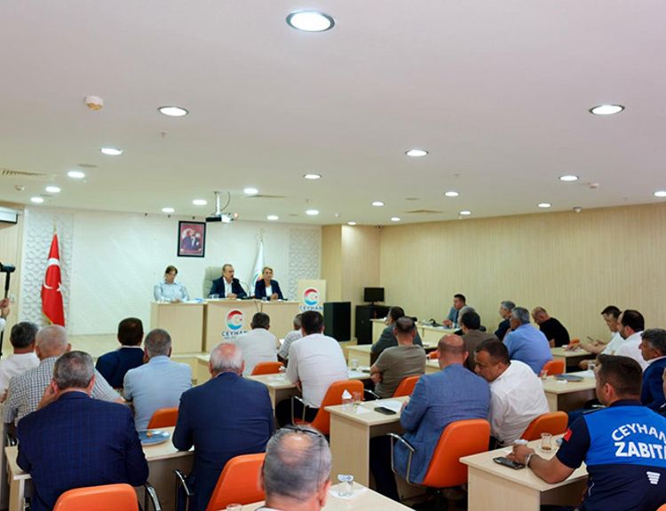 Ceyhan Belediye Meclisi’nden Başkan Kadir Aydar’a Destek Mesajı