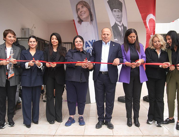 Seyhan Belediyesi'nin "Kadın Dayanışma Merkezi" Törenle Açıldı