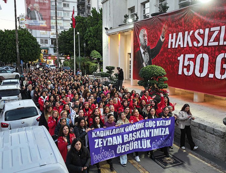 Büyükşehir’in Kadın Çalışanlarından "Zeydan Karalar’a Özgürlük" Mitingi