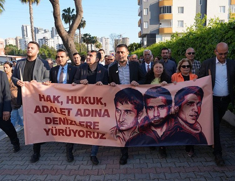 Çukurova'da"Üç Fidan" Anmasına Yoğun Katılım