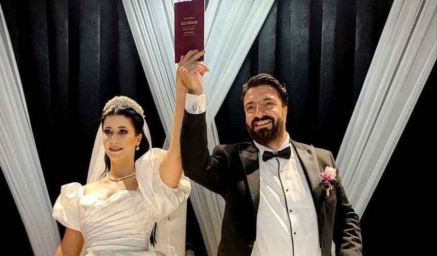 Murat Son, Bu Kez Elif'i İçin "Düğün Dernek" Kurdu!