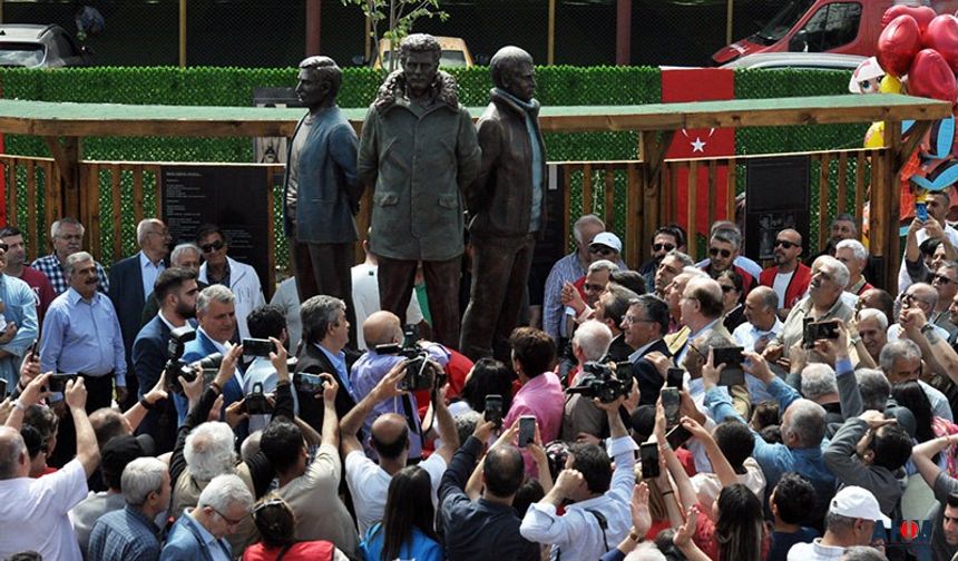 Adana'da "3 Fidan Anıtı ve Parkı" Açıldı
