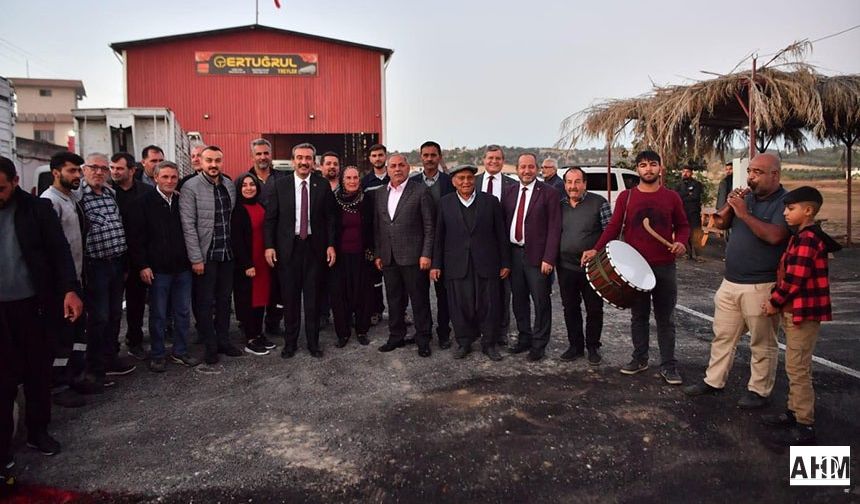 Soner Çetin'e Salbaş'ta Davul Zurnalı Karşılama