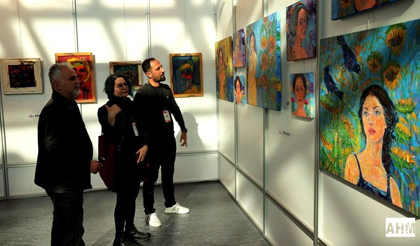 Adana’dan iki sanatçı Antalya Çağdaş Sanatlar Fuarı’nda