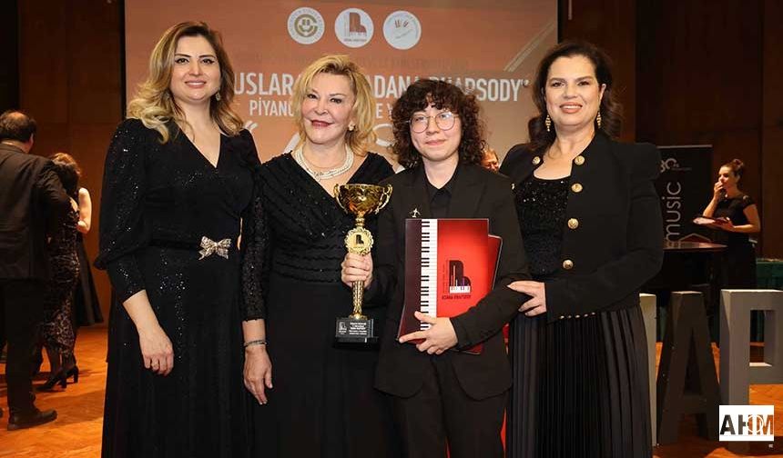 ÇÜ Uluslararası Rhapsody Piyano Festivali ve Yarışması Tamamlandı