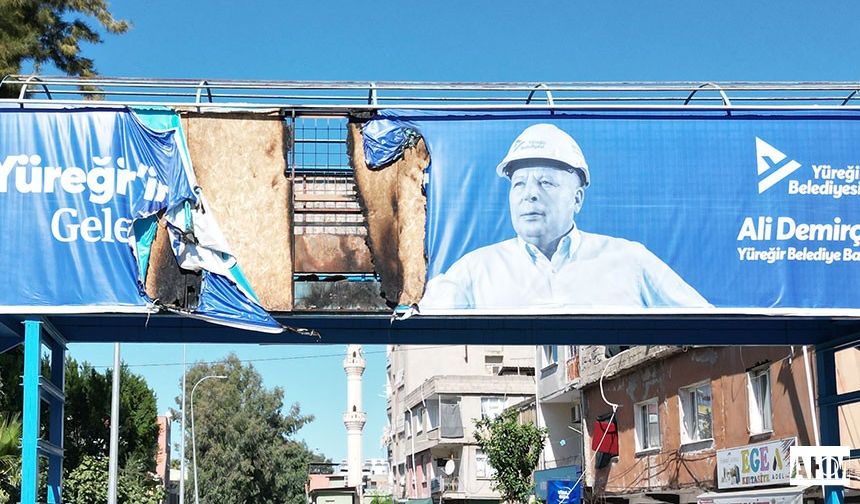 Ali Demirçalı'nın Fotoğrafının Olduğu Afiş Yakıldı