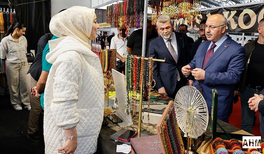 Tesbih ve Doğal Taşlar Fuarına Rekor Katılım