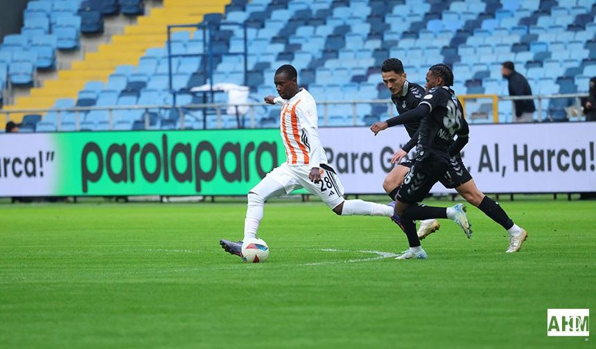 Adanaspor'da İyi Futbol Sevindirdi, Kötü Sonuç Üzdü 1-1