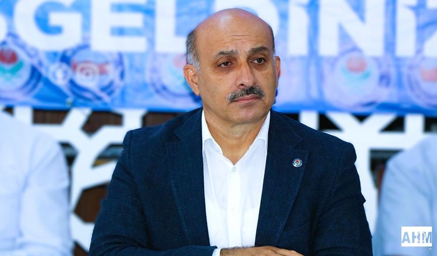 Eğitim-Bir-Sen Adana Şube Başkanı Sarıgeçili: "Öğretmenlerimize Verilen Değer Her Şeye Değer"