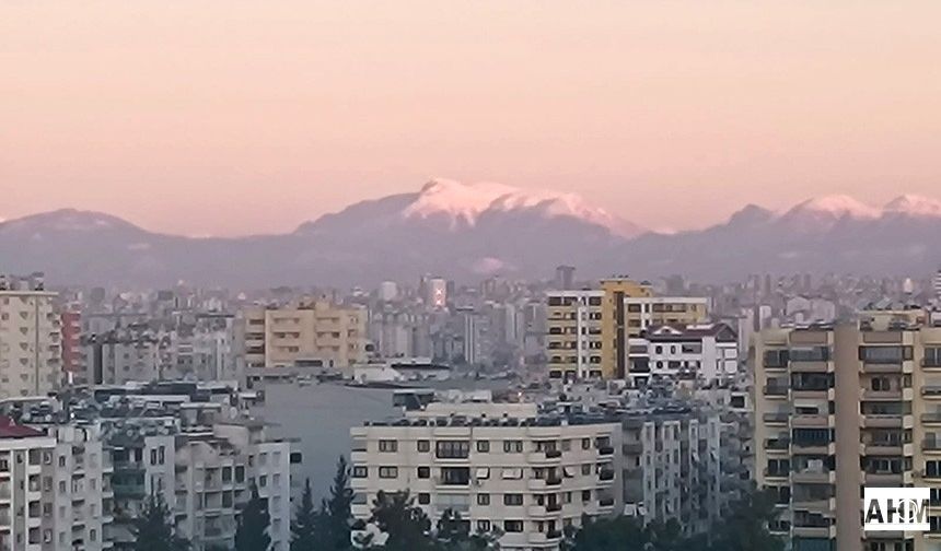 Toroslarda Kar Manzarası, Adanalı Çekiyor Izdırabını!