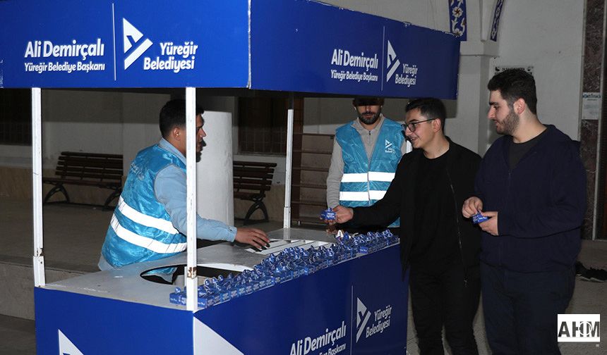 Ali Demirçalı Tüm Camilerde Ağızları Tatlandırıyor!