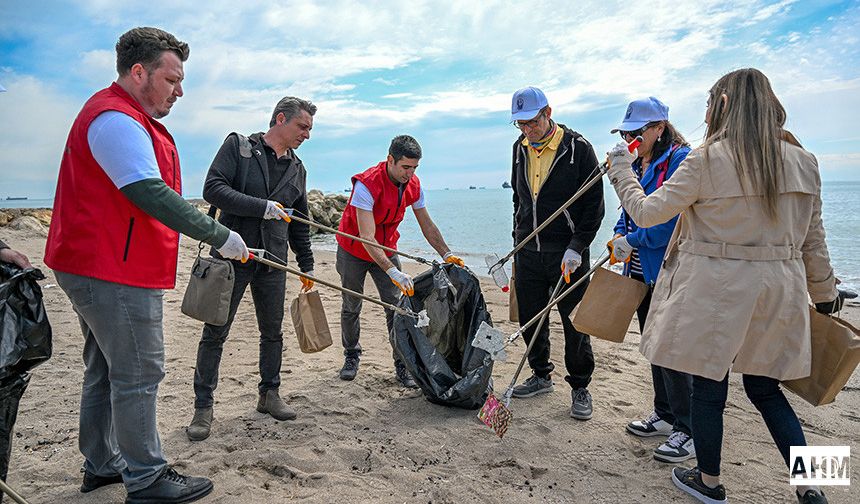 Büyükşehir, "Deniz Ekosistem"i Korumak İçin Mücadele Ediyor