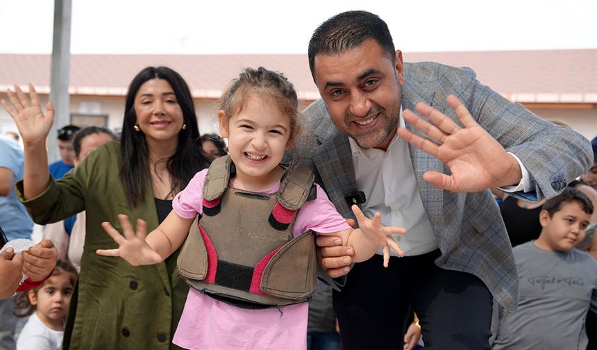Emrah Kozay'dan Özel Çocuklara ve Annelerine Anlamlı Etkinlik!