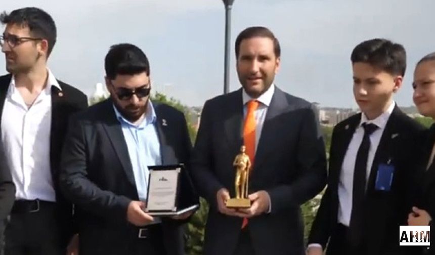 Bilal Bilici, ELSA Adana Temsilciliği Üyelerini TBMM’de Ağırladı