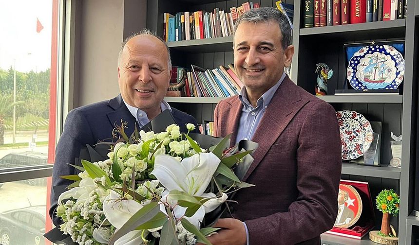 CHP Genel Başkan Yardımcısı Burhanettin Bulut’tan Adana’da Yoğun Ziyaret Trafiği