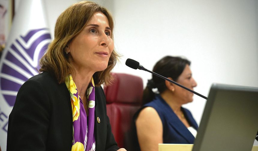 Özgür Özel'e Saldırıya, Seyhan Belediye Meclisinden Tepki