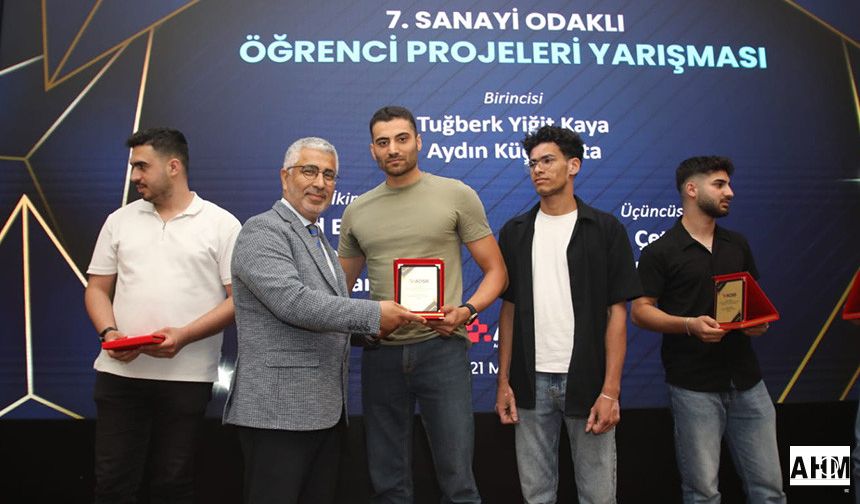 Sanayiye Yön Veren Genç Fikirler Ödüllendirildi
