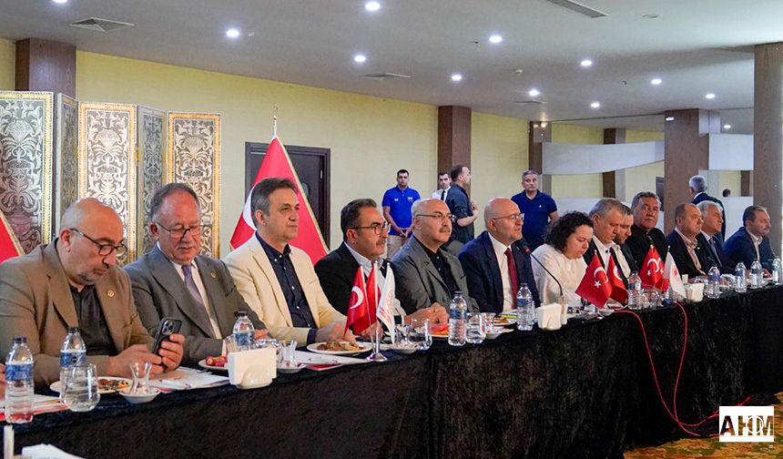 Adana'da Zirai Don Komisyonu’na Bilgilendirme Yapıldı