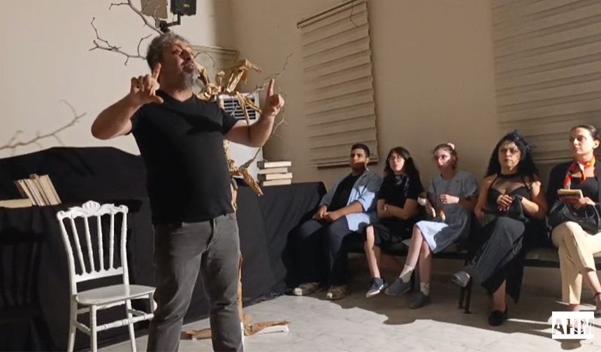 Epik Sanat Tiyatrosu, Seyircisiyle Buluştu!