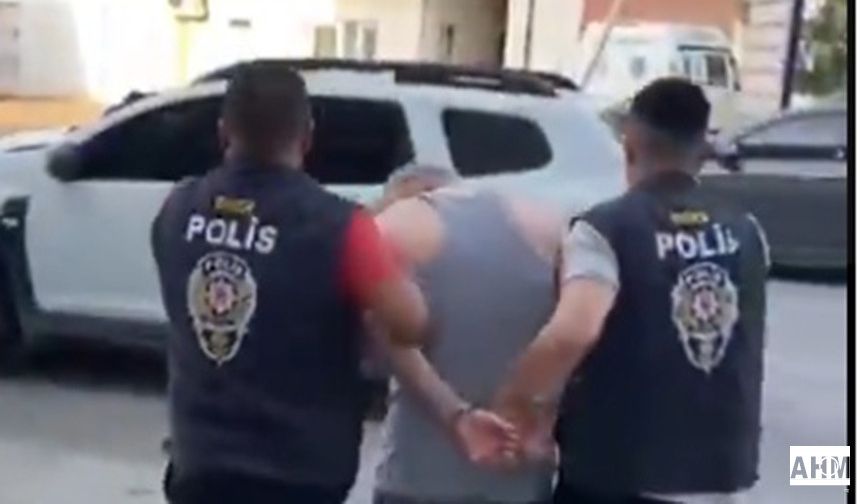 Adana ve Osmaniye Polisinden Ortak Operasyon: 44 Yıl Hapis Cezası Bulunan Dolandırıcı Yakalandı