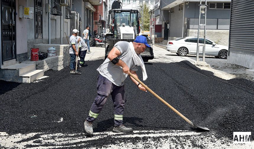 Seyhan Belediyesi’nden Dağlıoğlu Mahallesi’nde Asfalt Hamlesi