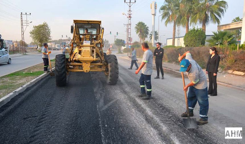 Ceyhan Belediyesi’nden Yol Onarım Seferberliği