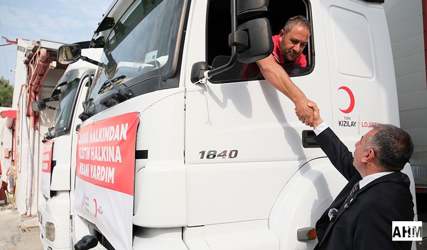 Zeydan Karalar İstedi, Adana’dan Gazze’ye İnsani Yardım Gitti