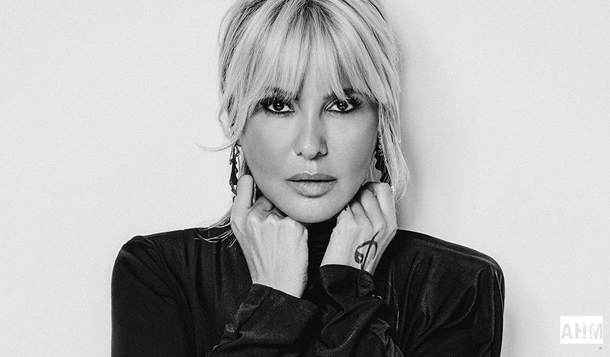 Gülben Ergen’den Bomba Gibi Dönüş!