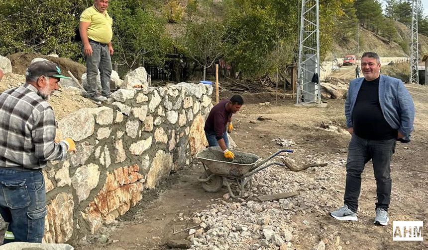 Başkan Özdemir “Daha Güvenli ve Konforlu Yollar İçin Çalışıyoruz”