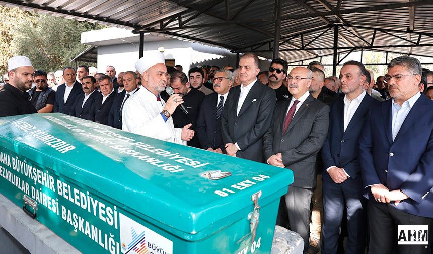 Vali Köşger, Ömer Çelik’in Dayısının Cenaze Törenine Katıldı