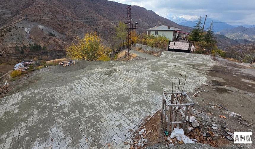 Pozantı Belediyesi Ömerli Mahallesi’nde Parke Taşı Çalışmalarını Tamamladı