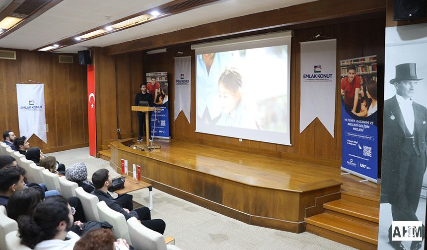 ÇÜ–Emlak Konut GYO İş Birliğiyle Yetenek Kazanımı ve Mesleki Gelişim Projesi Tanıtıldı